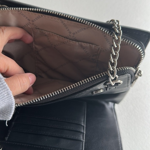 Steve Madden - Picture 3 of 5